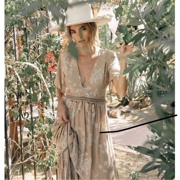 Yireh Dress with Tassels - Picture 1 of 5